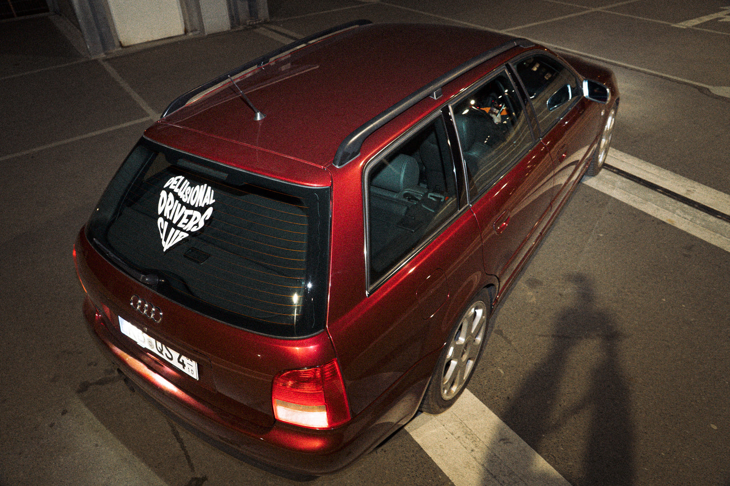 Autosticker - delusional drivers club, Produktfoto Titelbild, von Delusional und B5_Builds