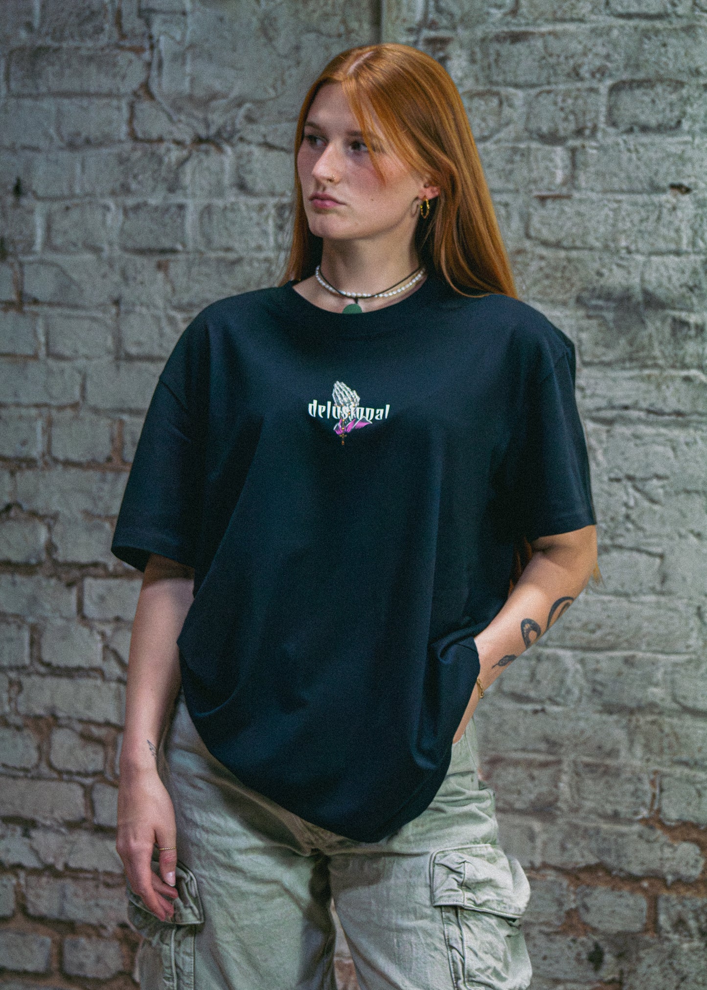 Shirt - praying for lowness - new era, oversized
Tuning Kleidung für Männer/Frauen.
Perfekt als Geschenk für dein Partner geeignet.